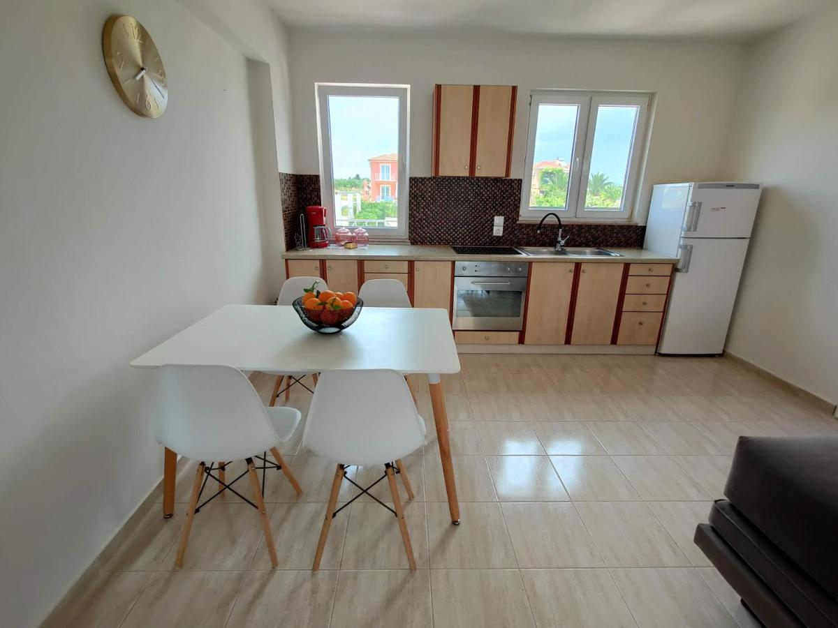 Iridia Resort Villas Foiníki Extérieur photo
