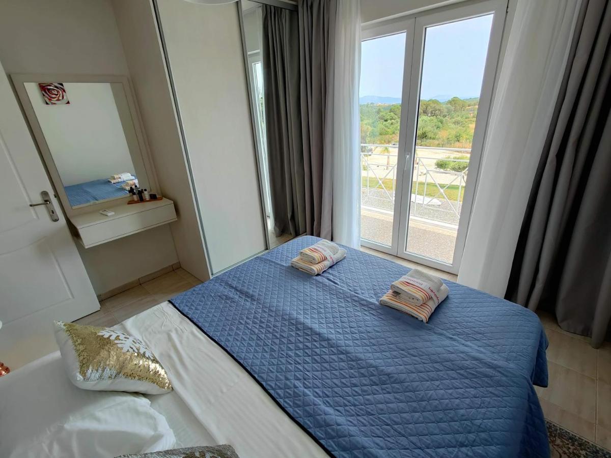 Iridia Resort Villas Foiníki Extérieur photo