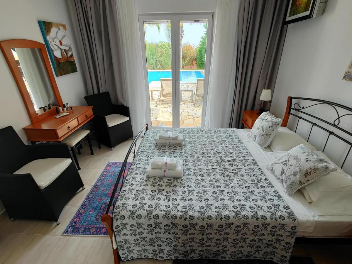 Iridia Resort Villas Foiníki Extérieur photo