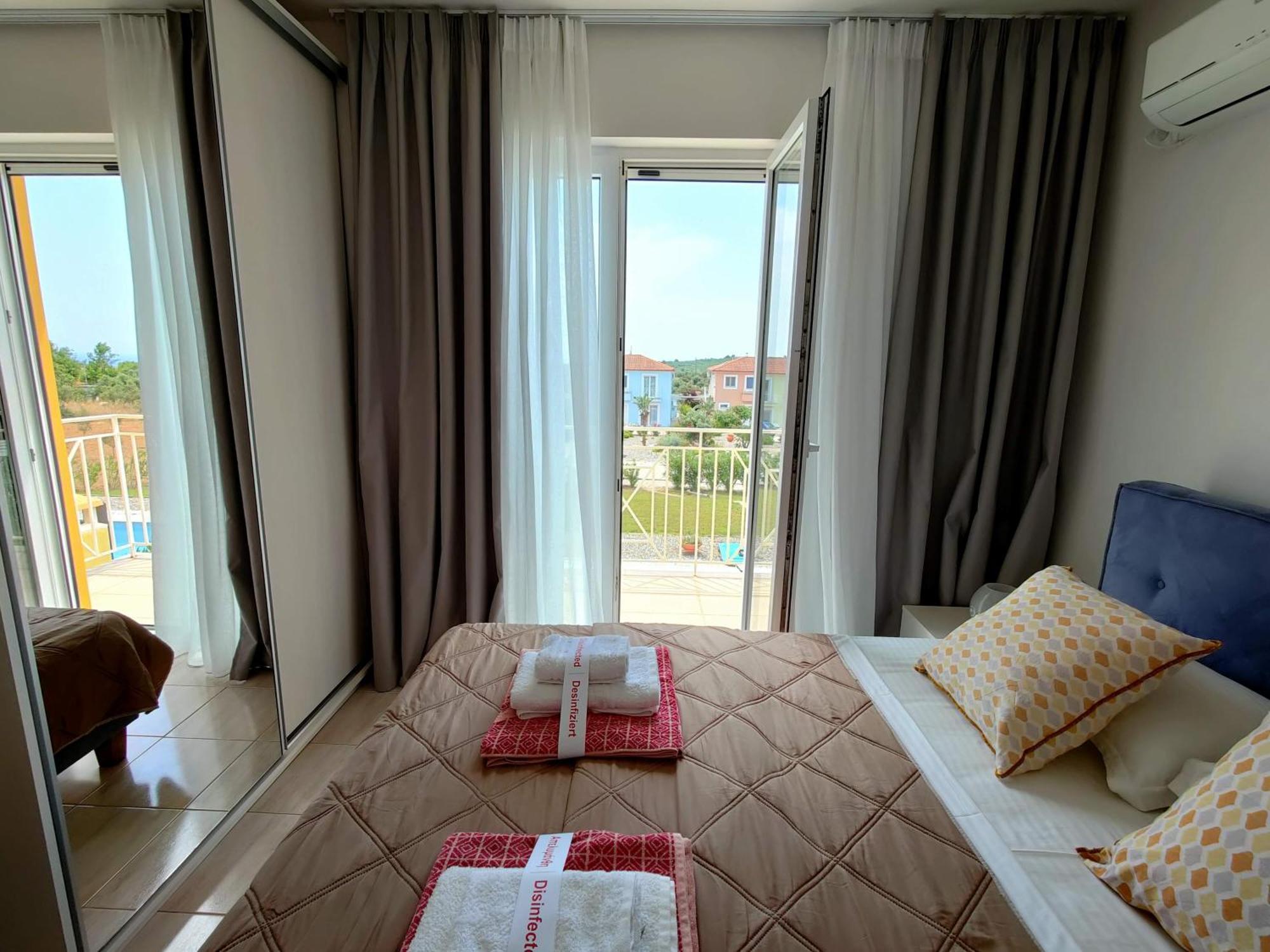 Iridia Resort Villas Foiníki Chambre photo